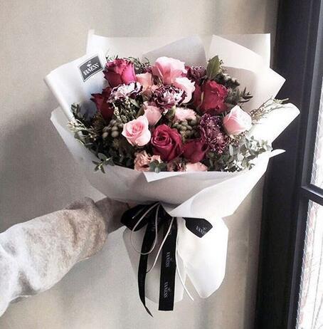 鲜花小程序开发 微信订花小程序 <a href='https://www.vowins.com/xcx/wxxcx' target='_blank'><u>微信小程序</u></a>鲜花预订